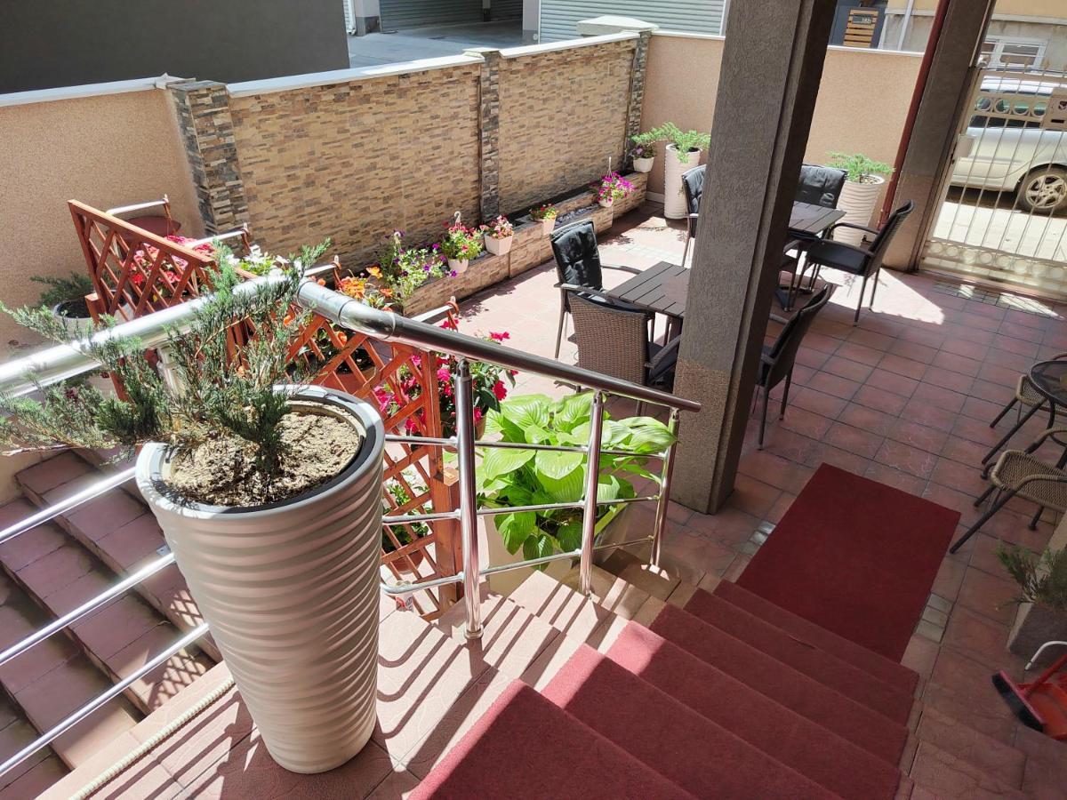Bed And Breakfast Majesty นิส ภายนอก รูปภาพ