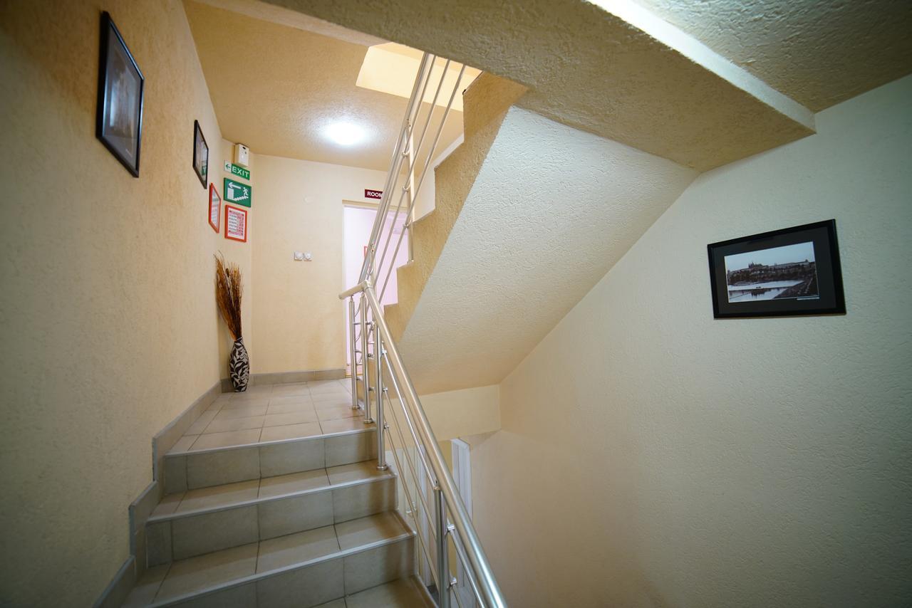 Bed And Breakfast Majesty นิส ภายนอก รูปภาพ