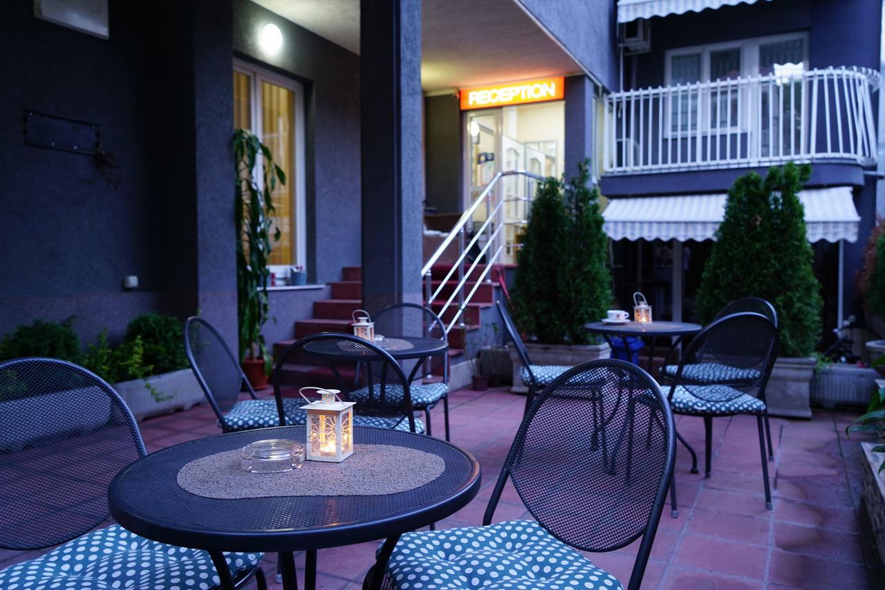 Bed And Breakfast Majesty นิส ภายนอก รูปภาพ