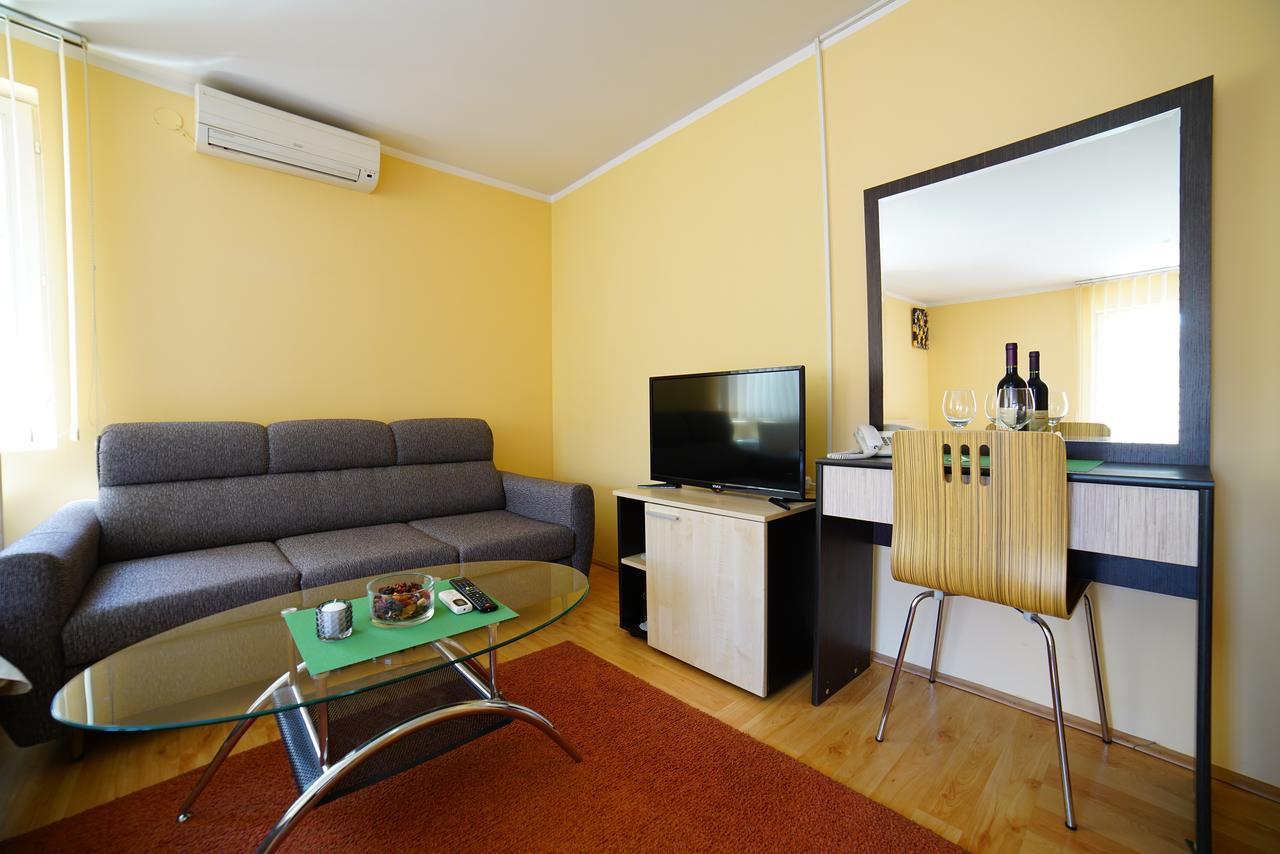 Bed And Breakfast Majesty นิส ภายนอก รูปภาพ
